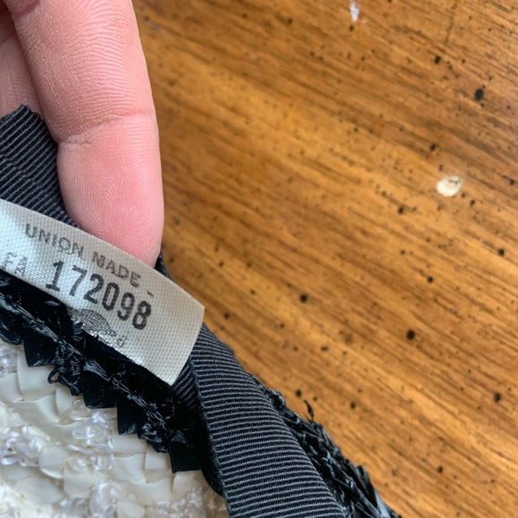 Vintage Hat - Picture 2 of 3